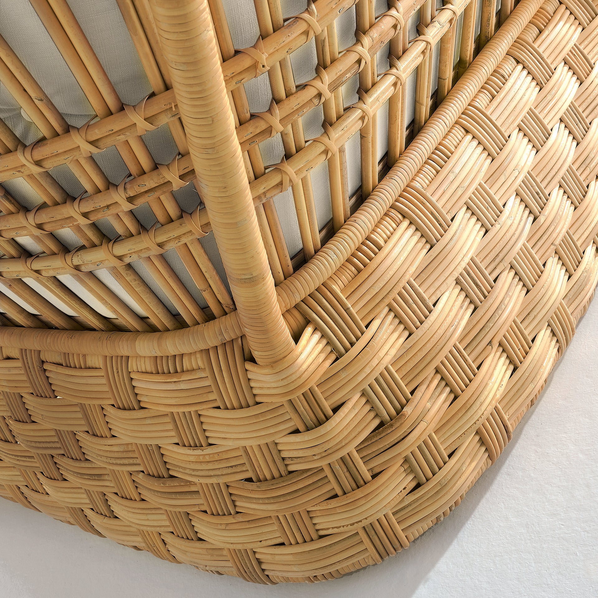 Crochet Carre Sofa-Bonacina 1889-moderndesign.io