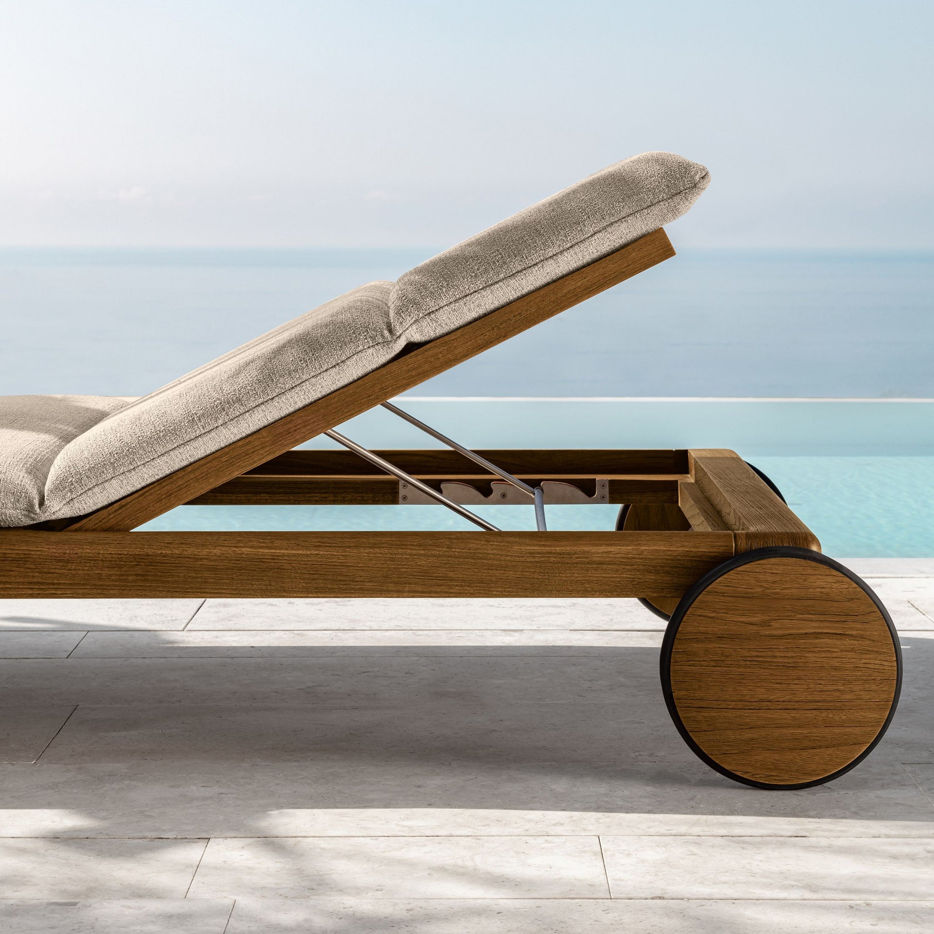 Cruise Sunlounger-Talenti-moderndesign.io