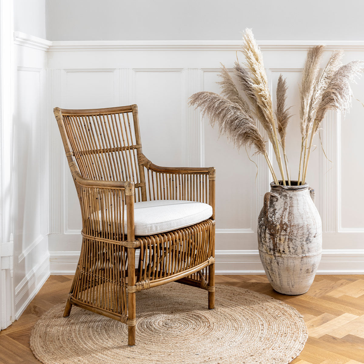 Davinci Indoor Dining Chair (With Arms)-Sika Design-moderndesign.io