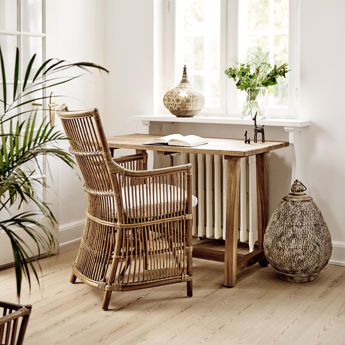 Davinci Indoor Dining Chair (With Arms)-Sika Design-moderndesign.io