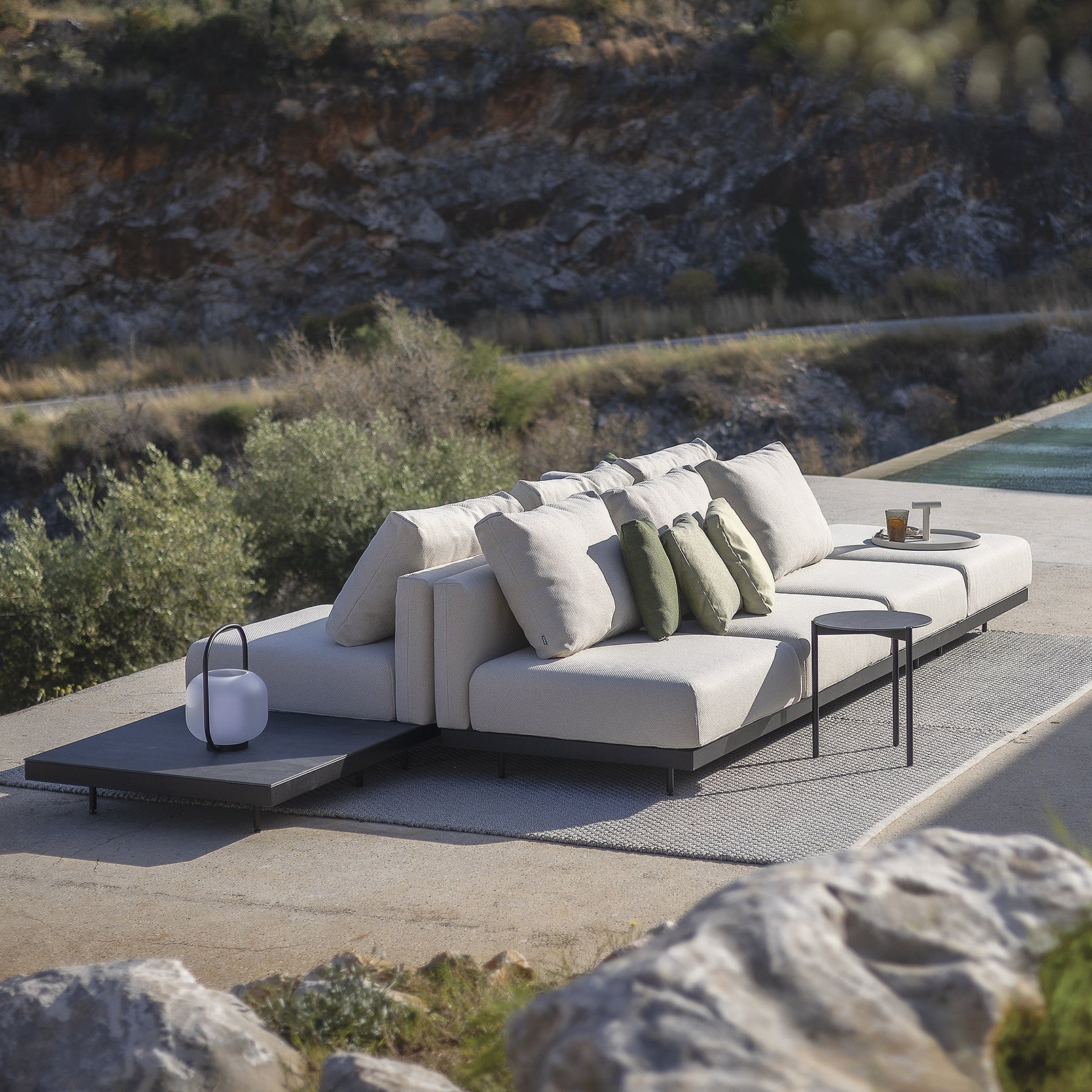Dongo Sectional Sofa Unit-Todus-moderndesign.io