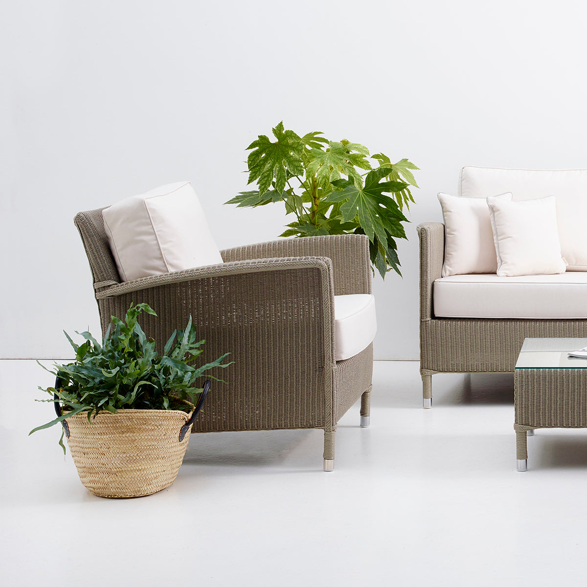 Dovile Armchair-Vincent Sheppard-moderndesign.io