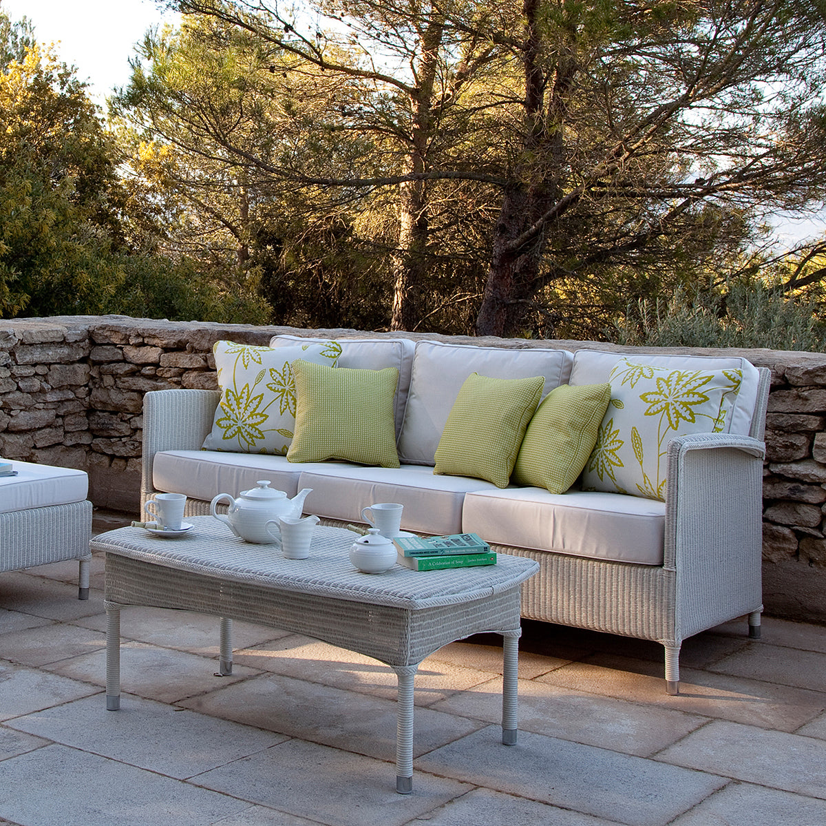 Dovile Sofa-Vincent Sheppard-moderndesign.io