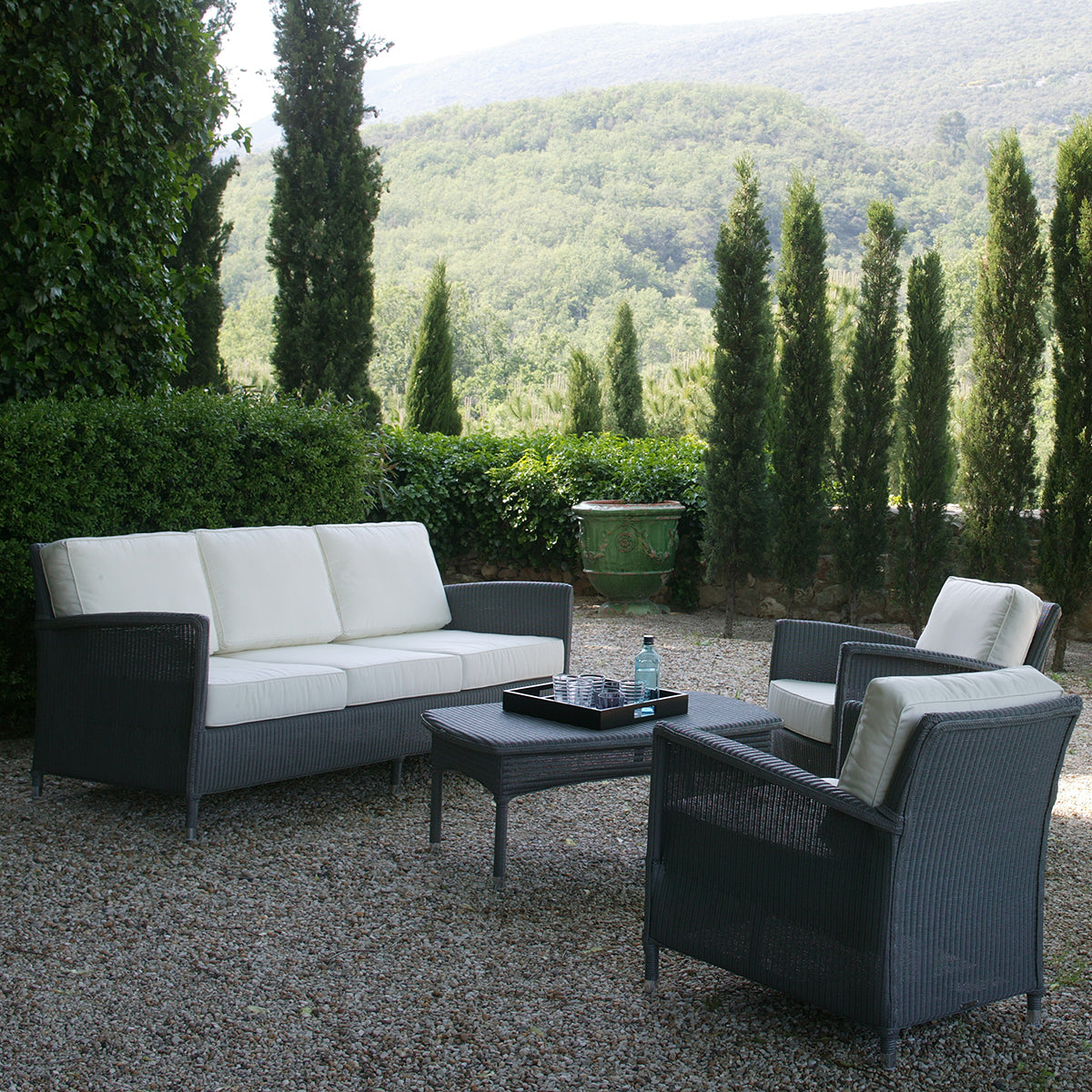 Dovile Sofa-Vincent Sheppard-moderndesign.io