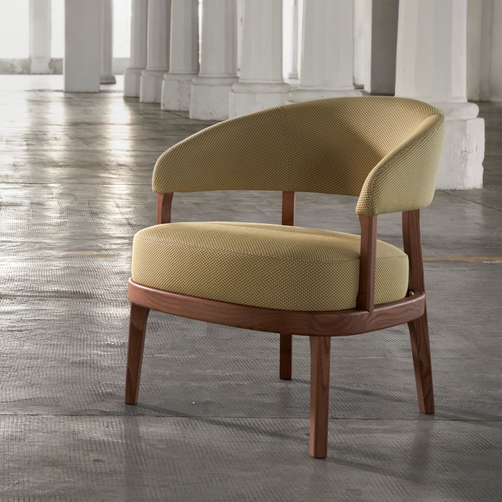 Eclipse 04 Armchair-Very Wood-moderndesign.io