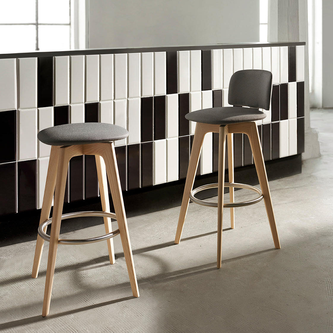 Egadi 06H High Stool (without arms)-Very Wood-moderndesign.io