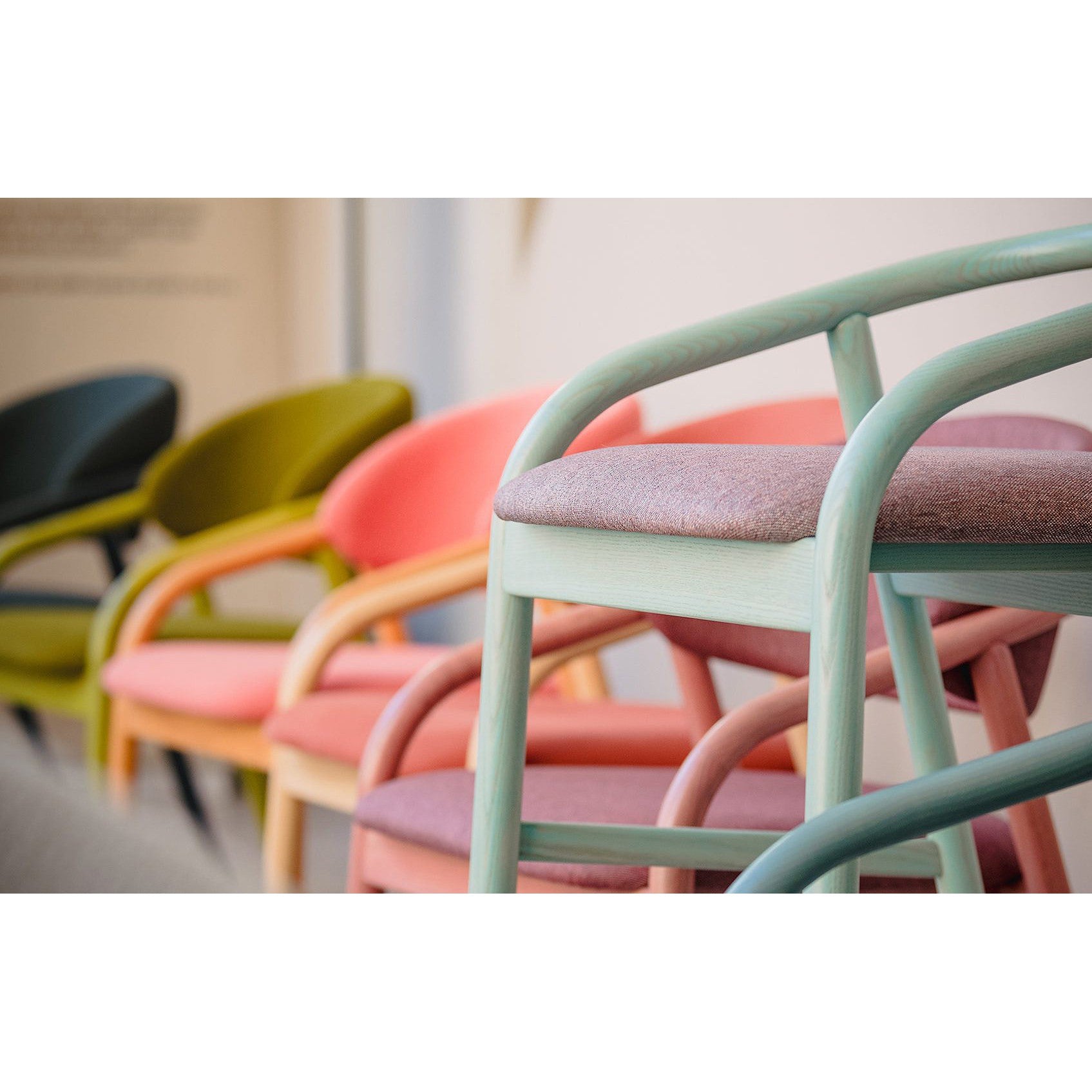 Elia SG 01 High Stool (With Arms)-New Life-moderndesign.io