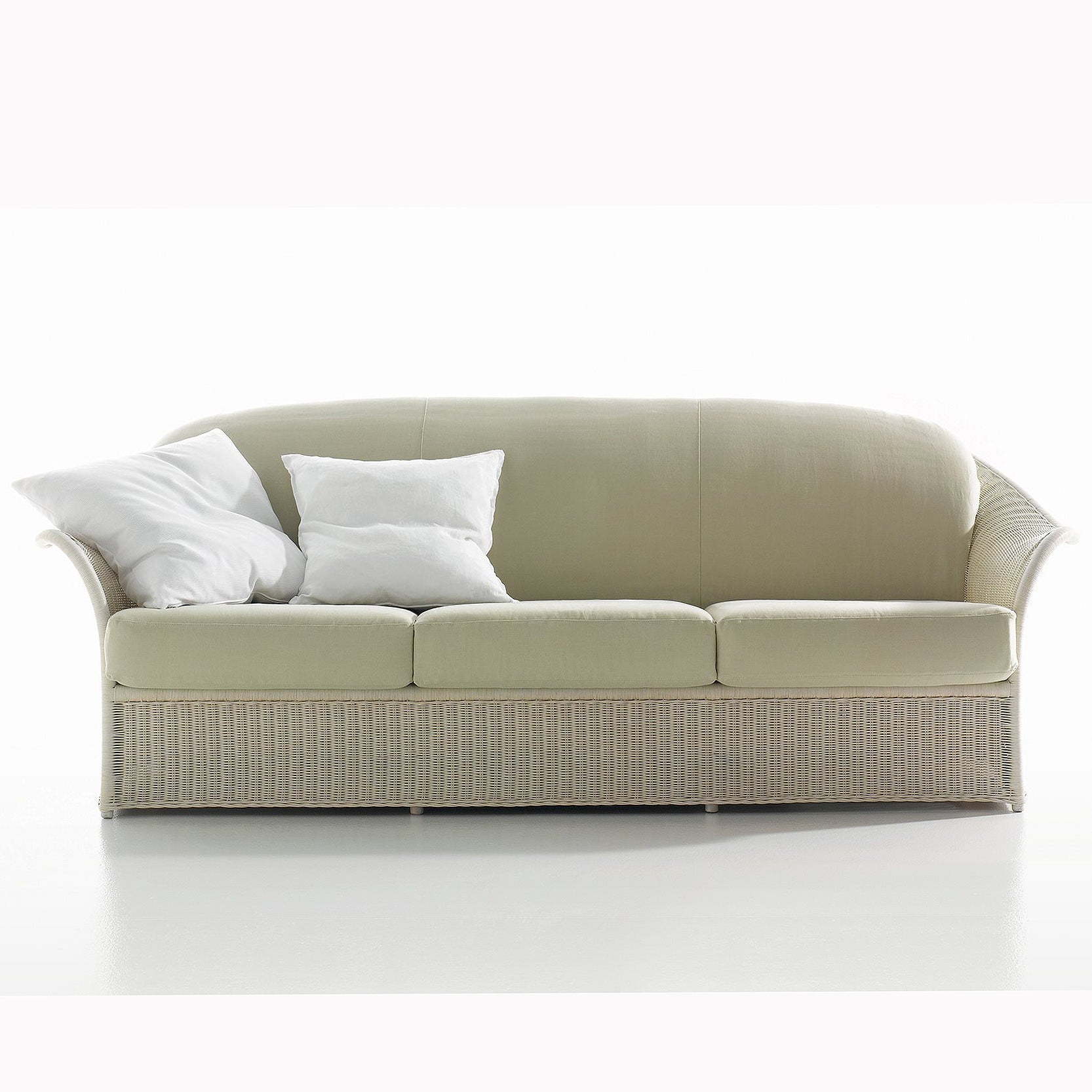 Enea Sofa-Bonacina 1889-moderndesign.io