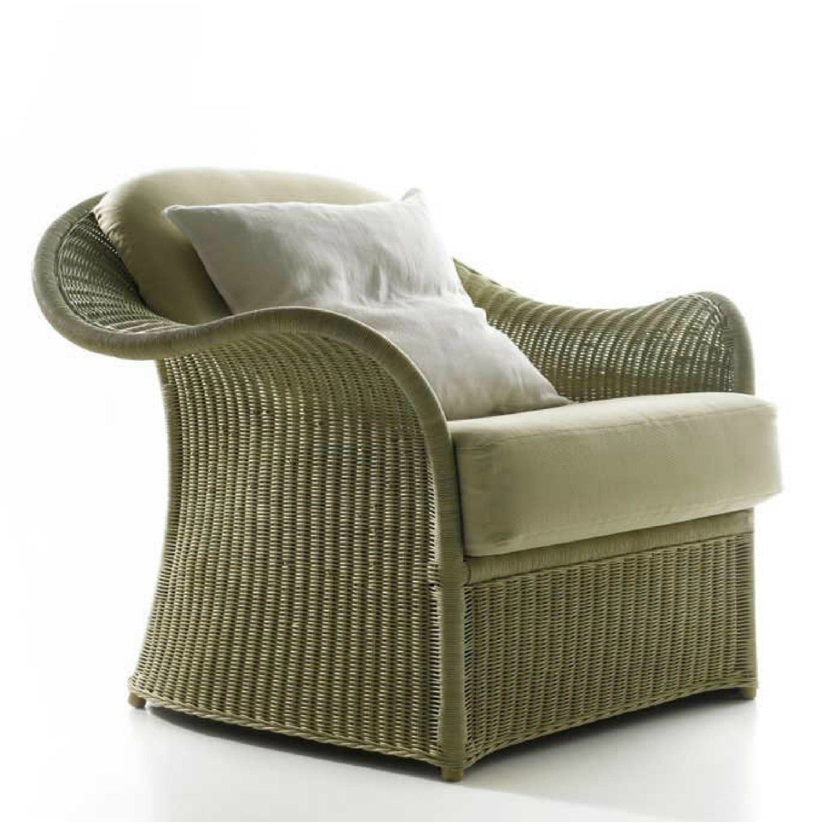 Enea Sofa-Bonacina 1889-moderndesign.io