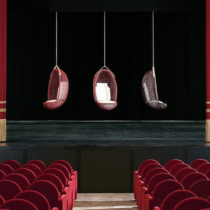 Eureka Hanging Chair-Bonacina 1889-moderndesign.io