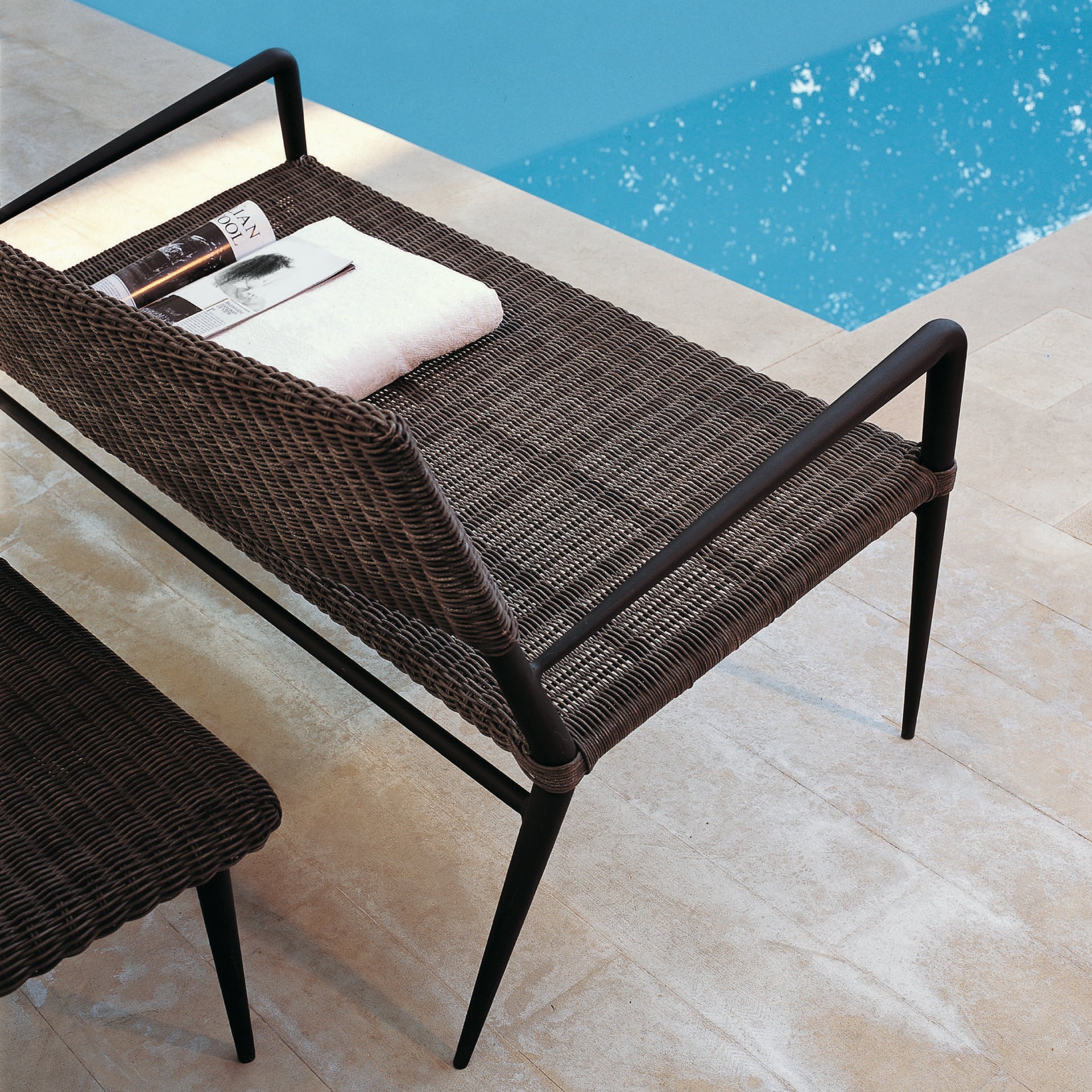 Experience Sofa-Unopiu-moderndesign.io