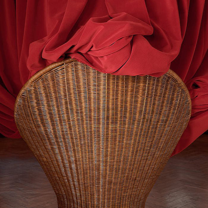 Foglia Lounge Chair-Bonacina 1889-moderndesign.io