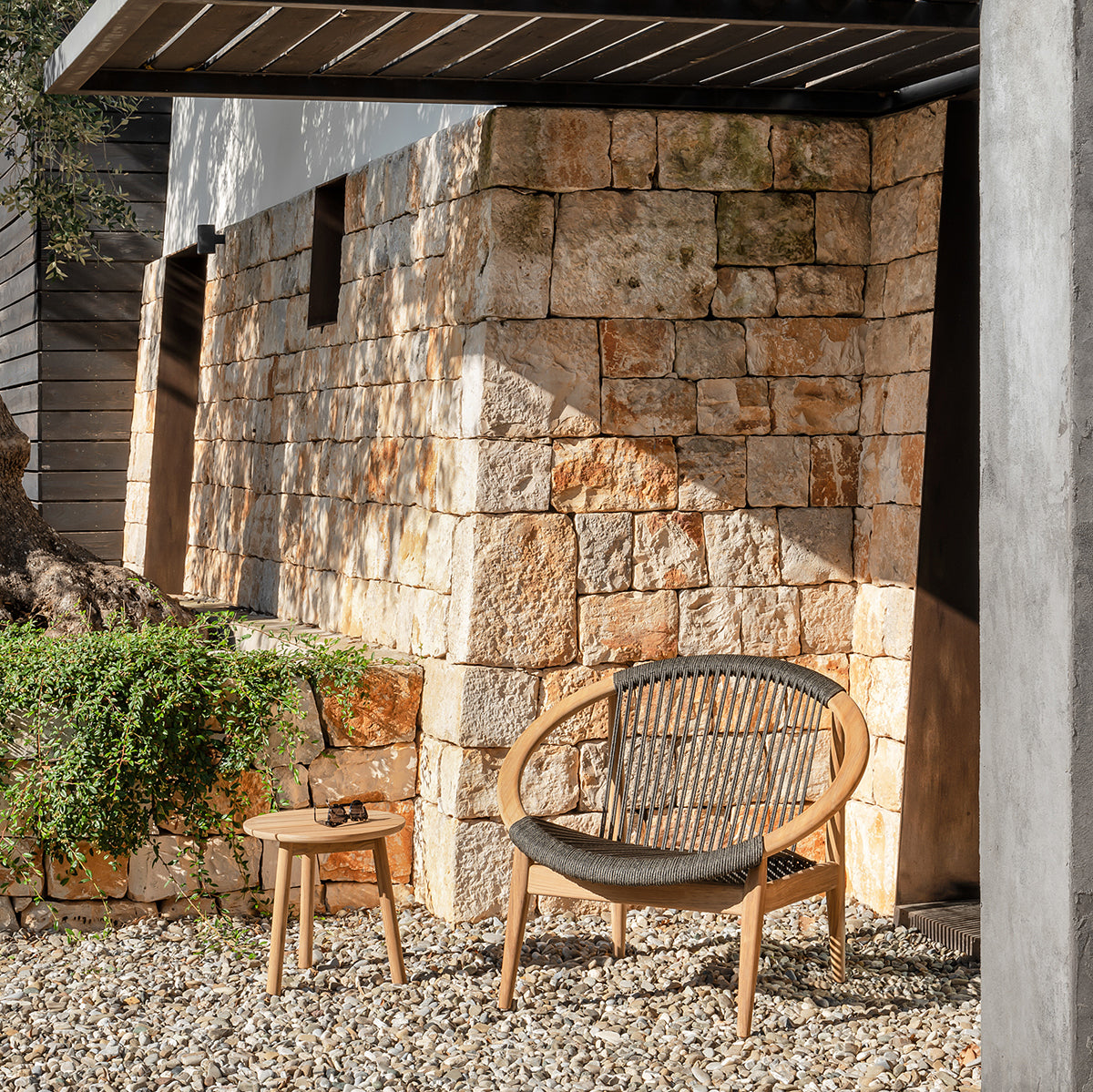 Frida Armchair-Vincent Sheppard-moderndesign.io