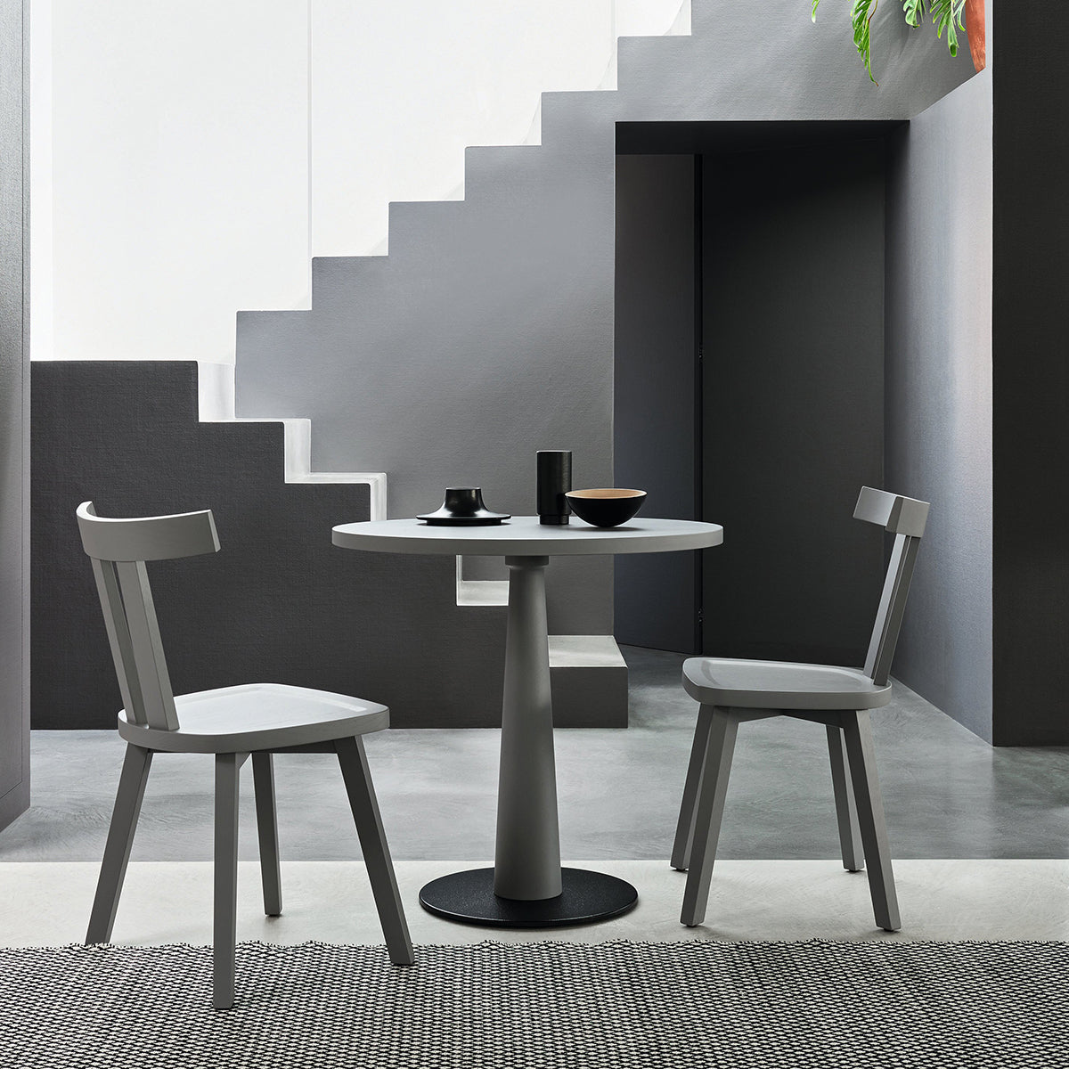 Gray 39 Dining Table (Round)-Gervasoni-moderndesign.io