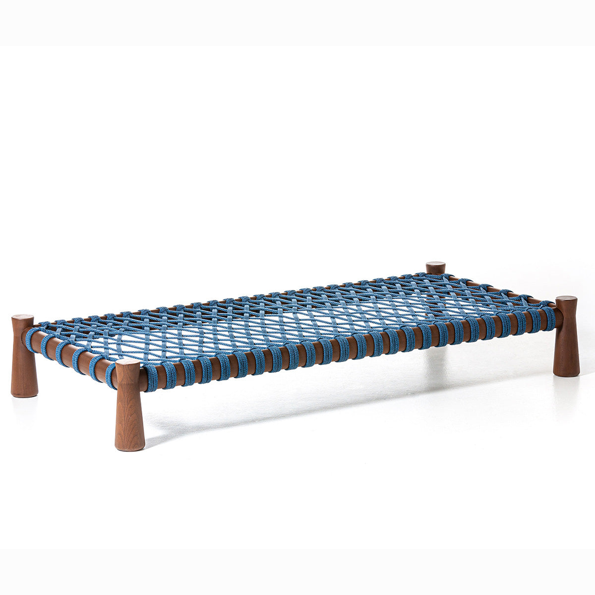 Guna 01 Daybed-Gervasoni-moderndesign.io