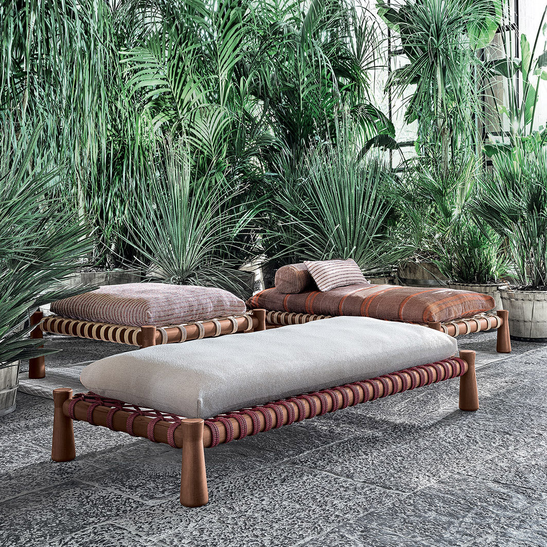 Guna 01 Daybed-Gervasoni-moderndesign.io