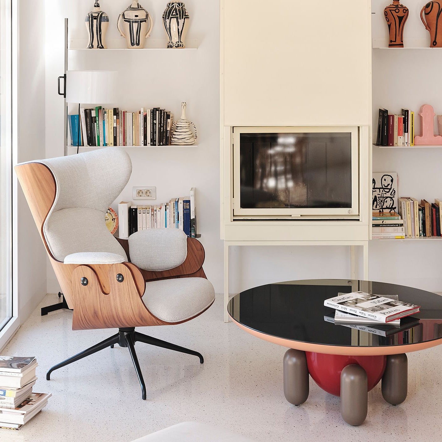 Gardenias Armchair-Bd Barcelona Design-moderndesign.io
