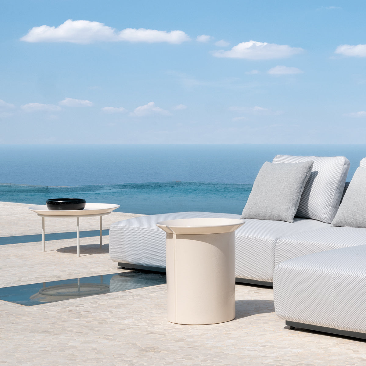Brise 43 Table (Side/Night)-Gervasoni-moderndesign.io
