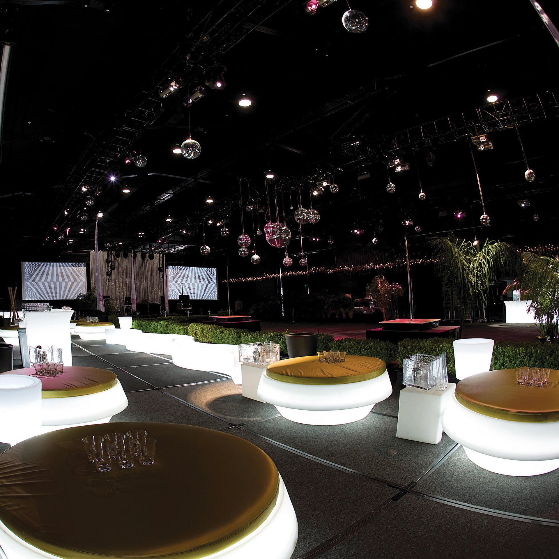 Gio Soft Ottoman-Slide-moderndesign.io