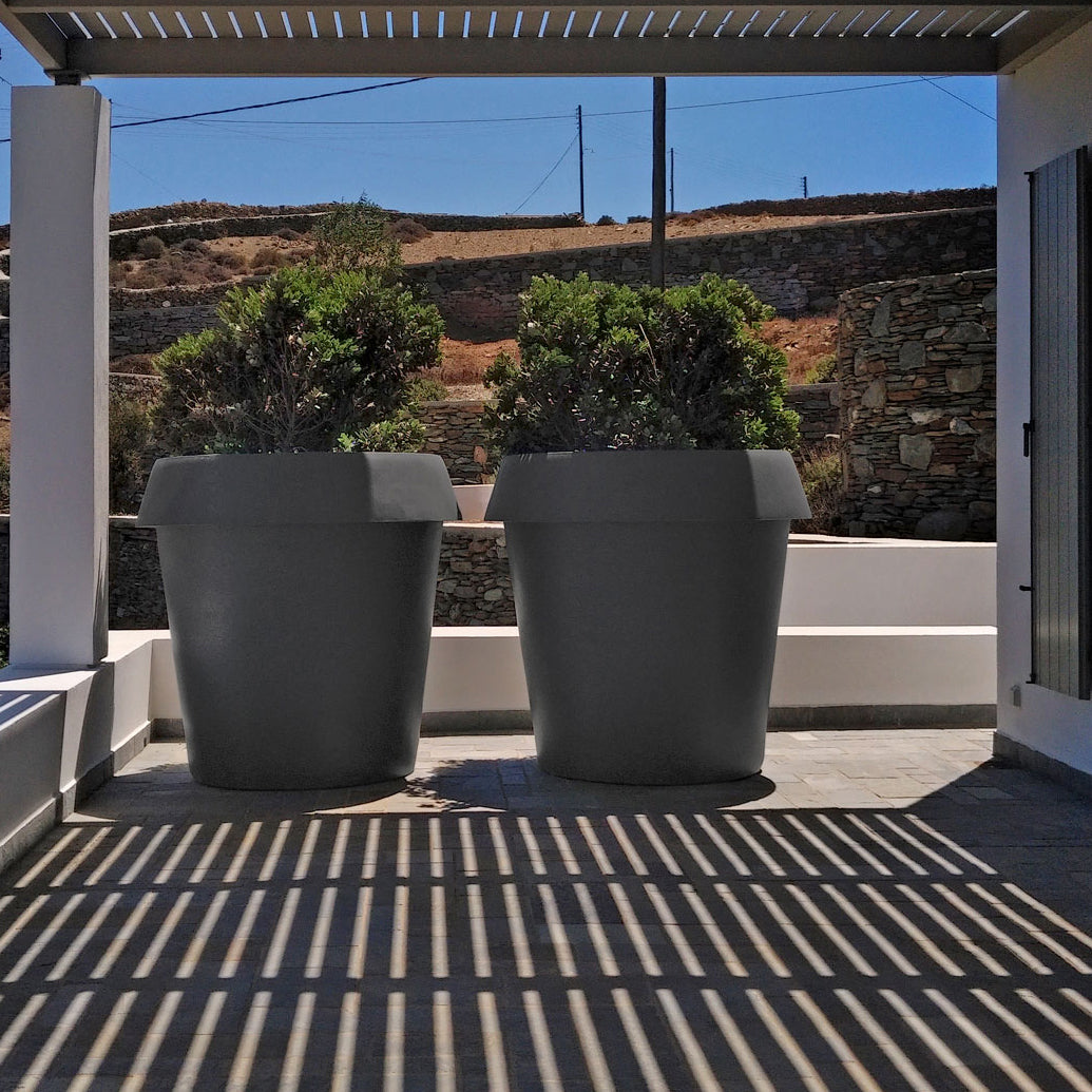 Gio Vase-Slide-moderndesign.io