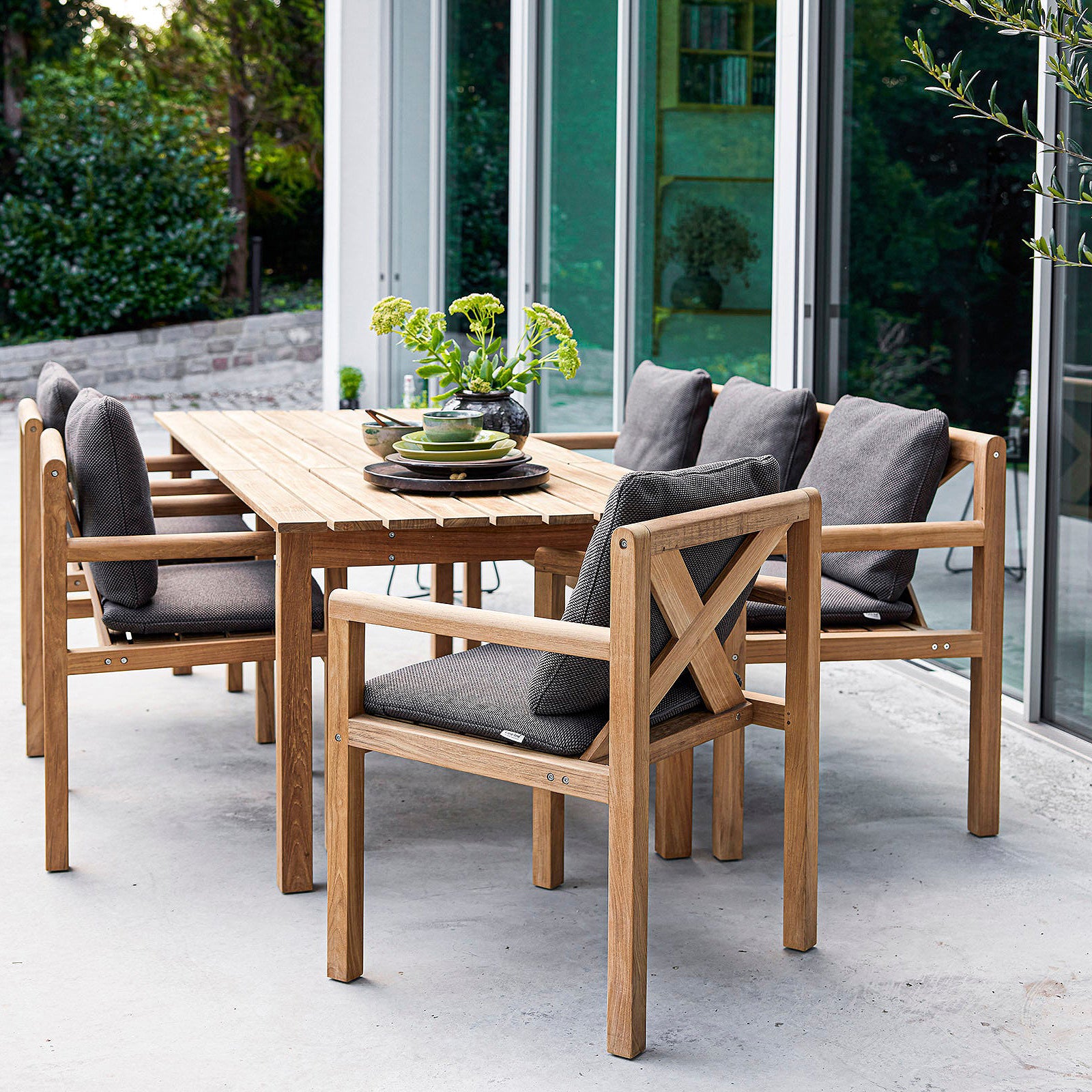 Grace Hard Bench-Cane-Line-moderndesign.io