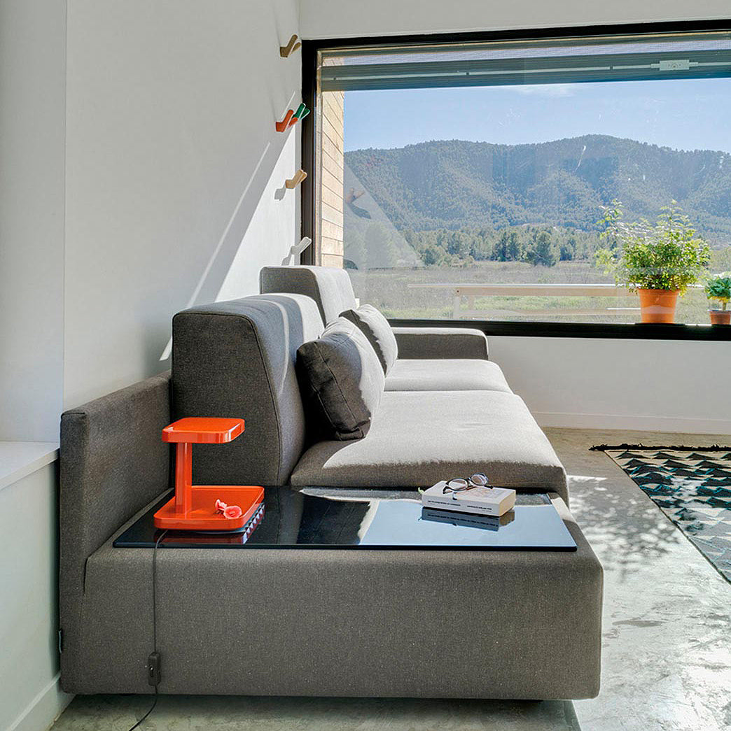 Happen Sofa-Sancal-moderndesign.io