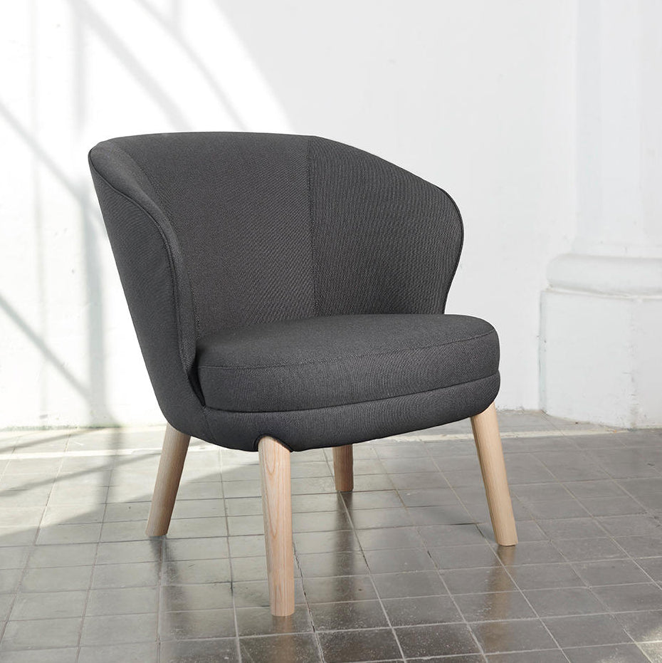 Heritage 04 Armchair-Very Wood-moderndesign.io
