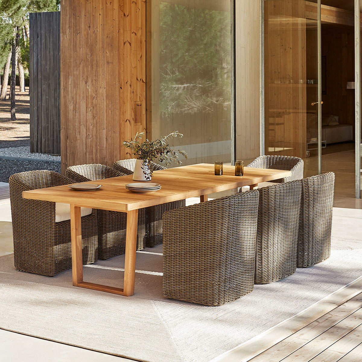 Heritage Dining Chair (with arms)-Point-moderndesign.io