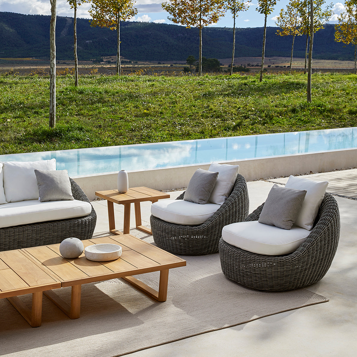 Heritage Lounge Chair-Point-moderndesign.io