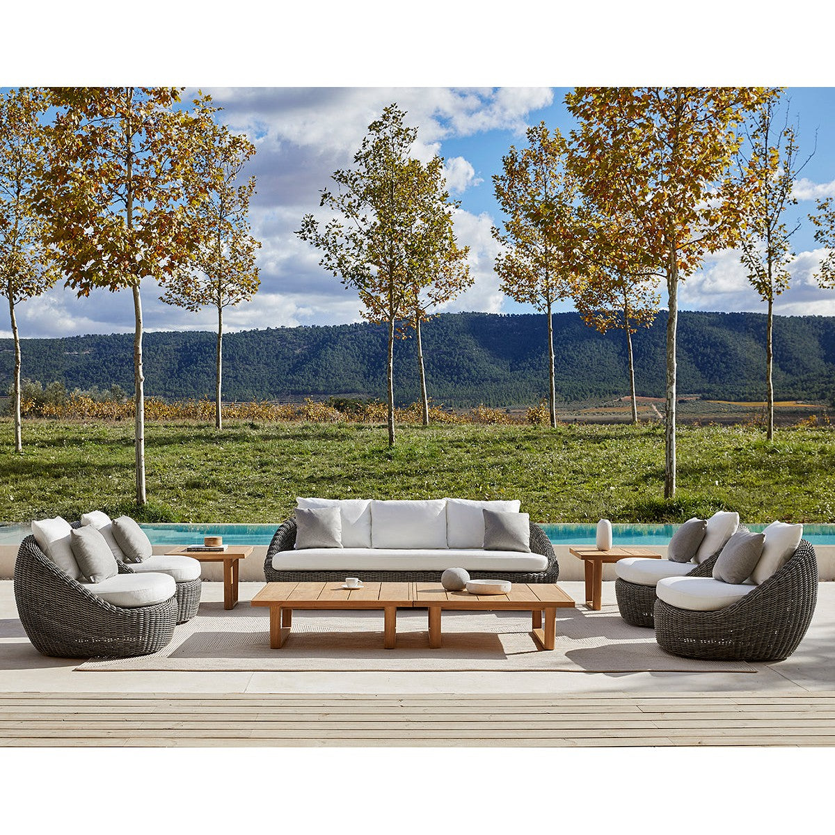 Heritage Lounge Chair-Point-moderndesign.io