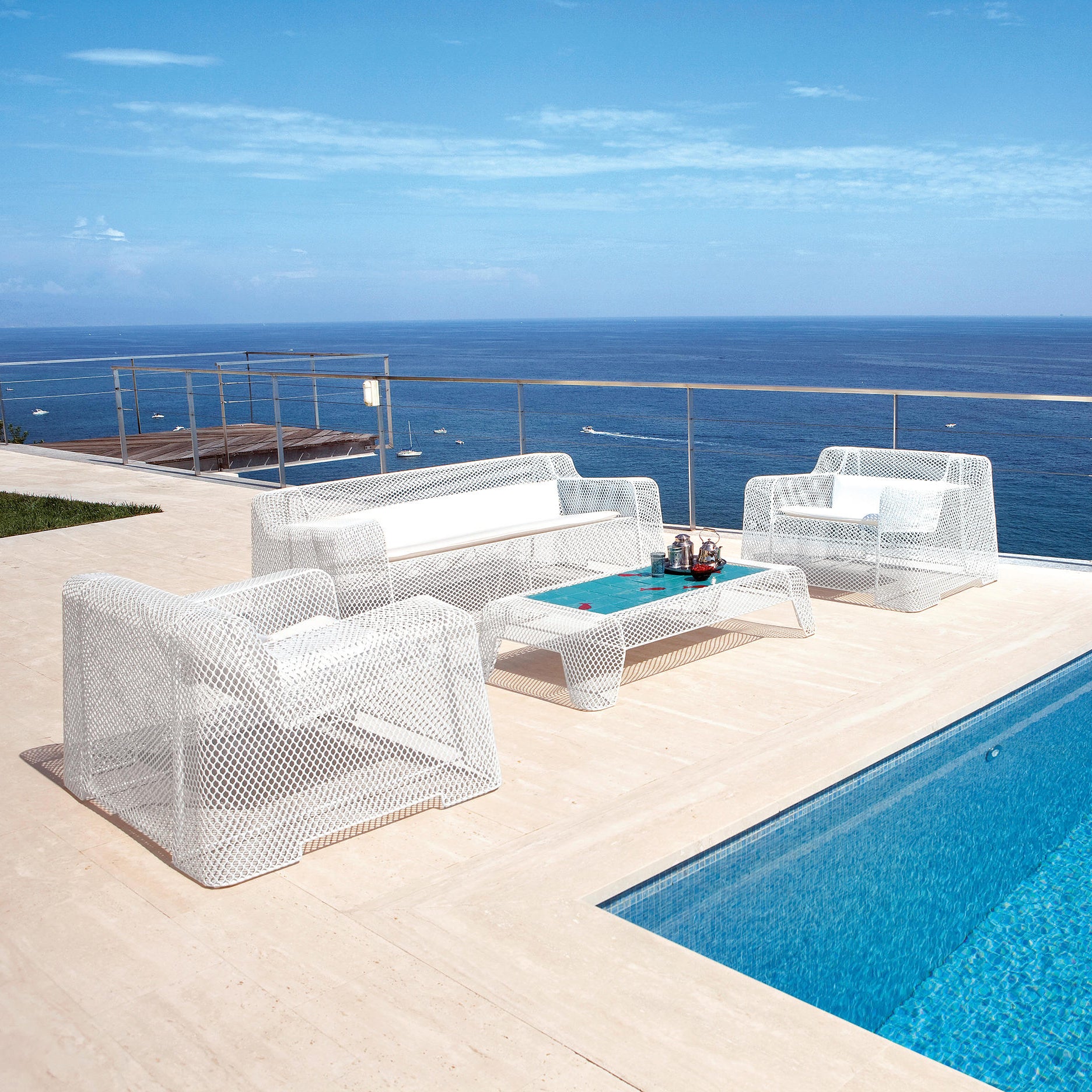 Ivy Sofa-Emu-moderndesign.io