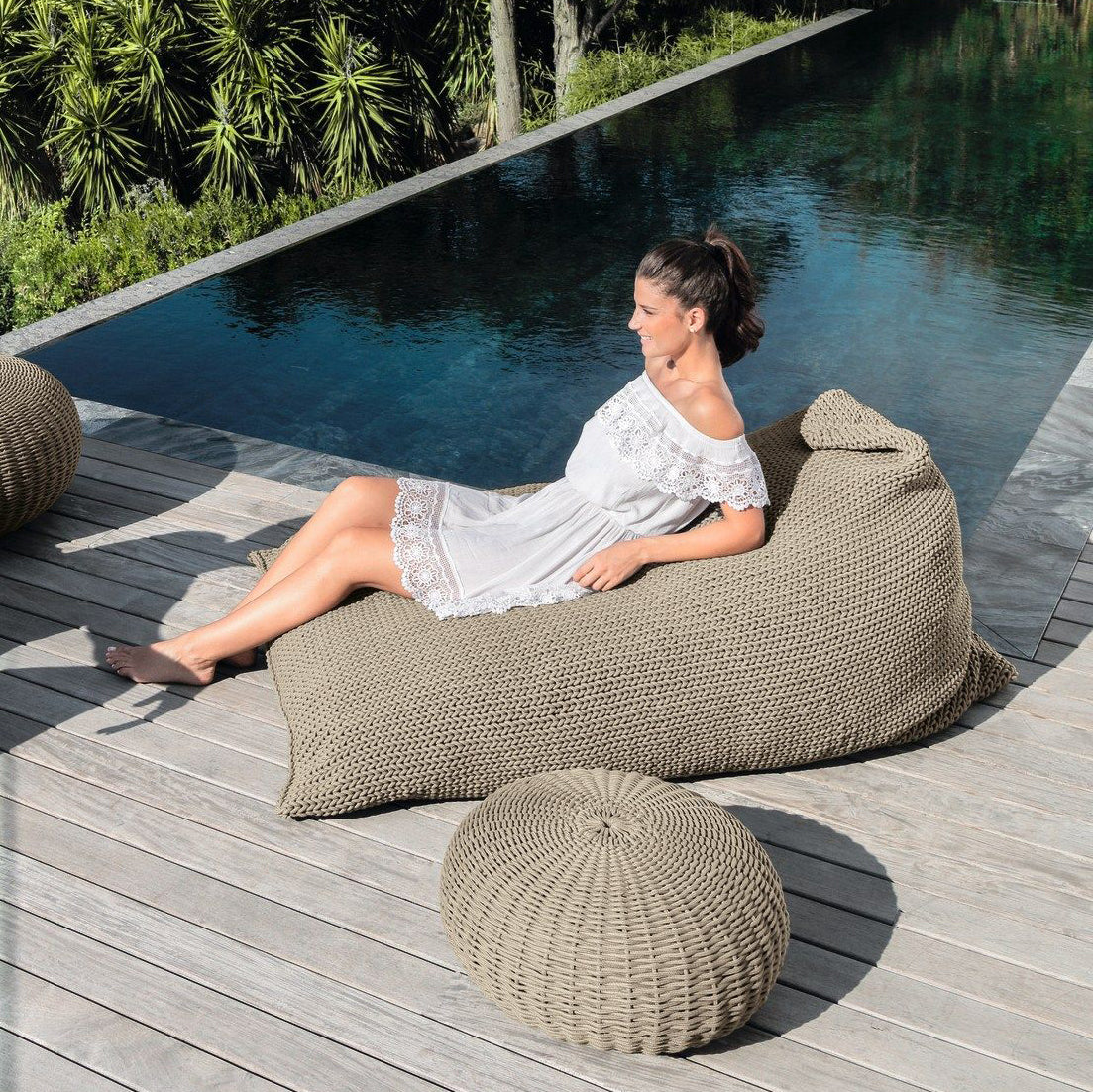Jackie Pouf-Talenti-moderndesign.io