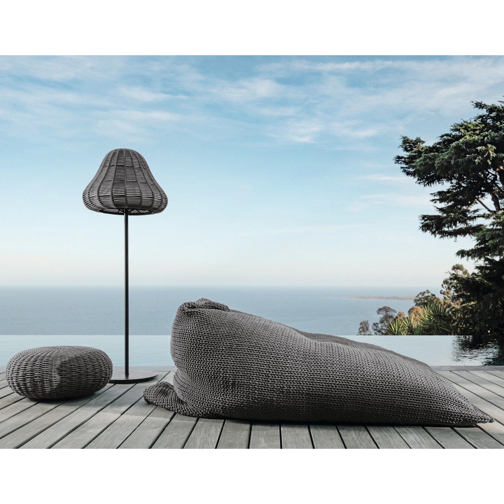 Jackie Pouf-Talenti-moderndesign.io