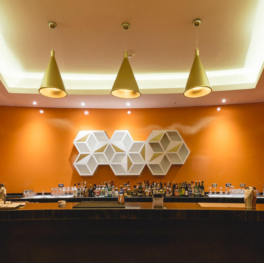 Juxt Lighting (Chandelier)-Slide-moderndesign.io
