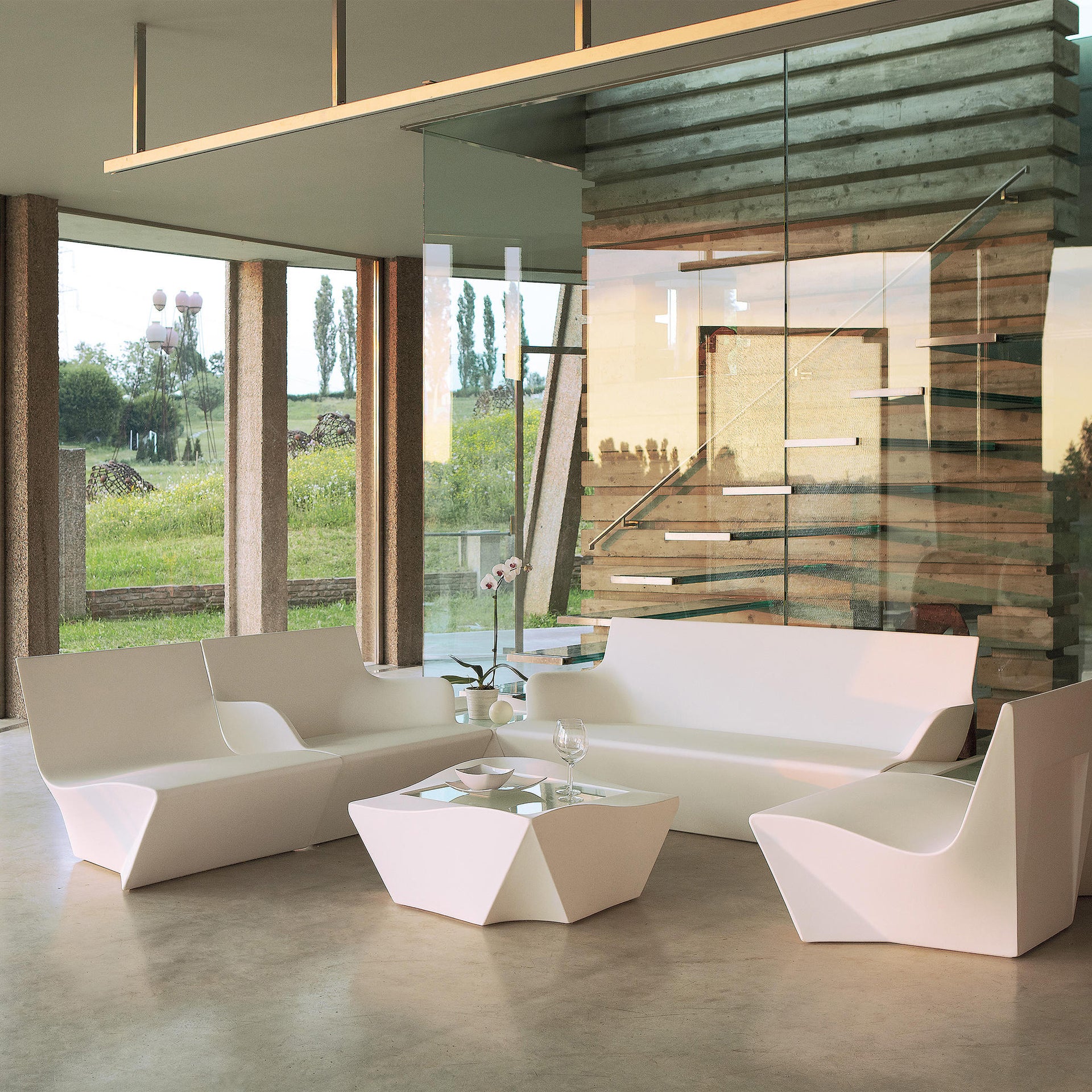 Kami Ichi Lounge Chair-Slide-moderndesign.io