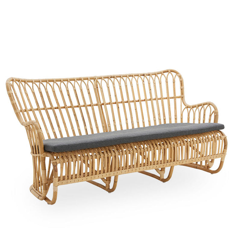 Kindt-Larsen Tulip Sofa-Sika Design-moderndesign.io