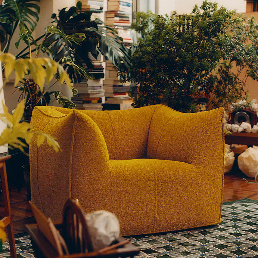 Le Bambole Armchair-B&B Italia-moderndesign.io