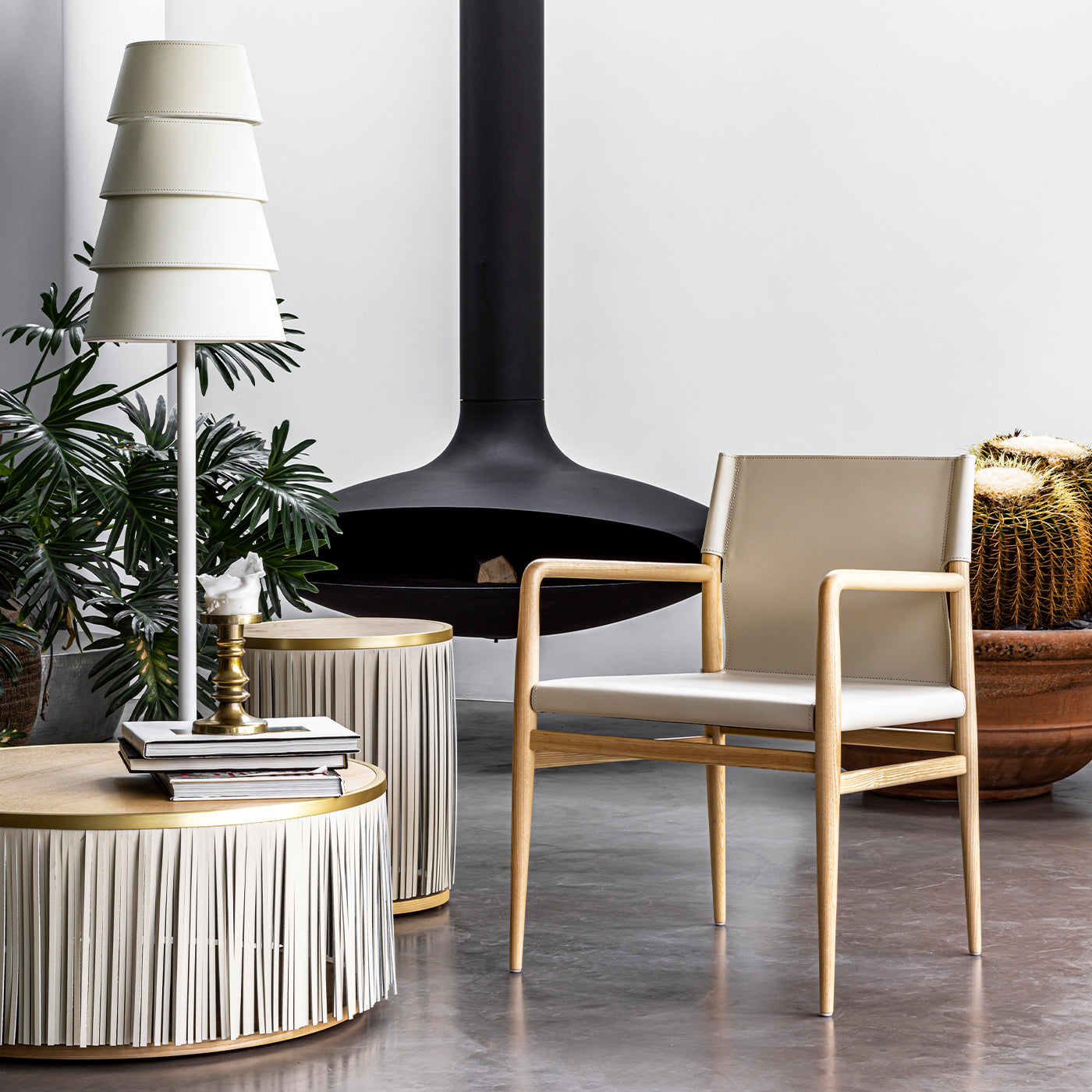 Ledermann Dining Chair (with arms)-Enrico Pellizzoni-moderndesign.io