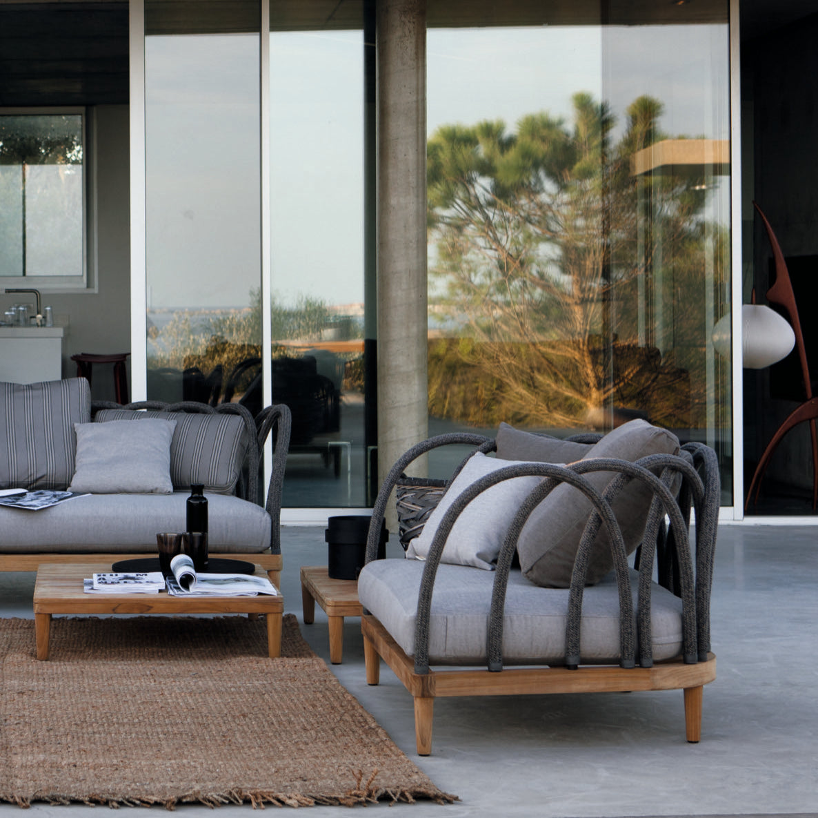 Les Arcs Armchair-Unopiu-moderndesign.io