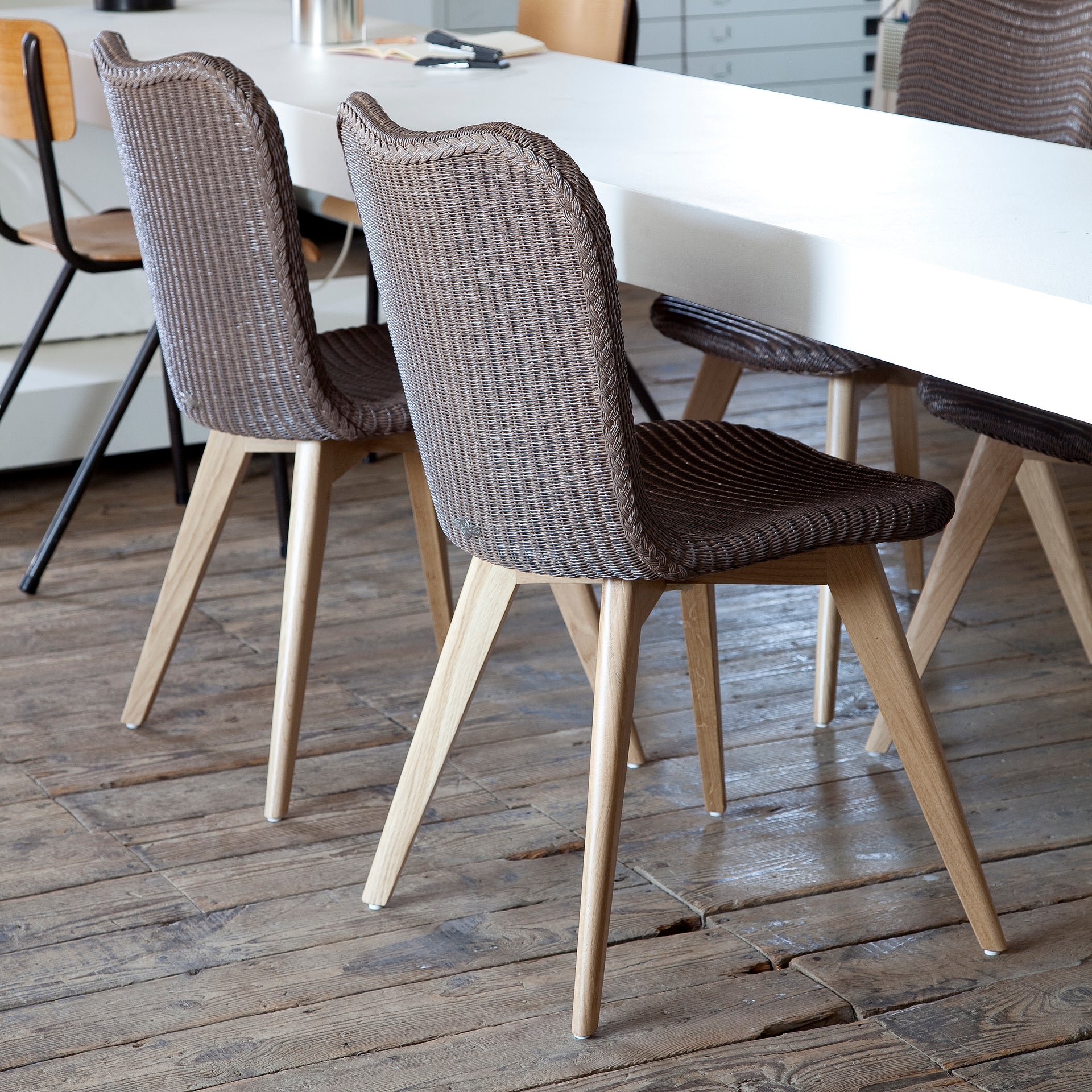 Lily Dining Chair (without arms)-Vincent Sheppard-moderndesign.io
