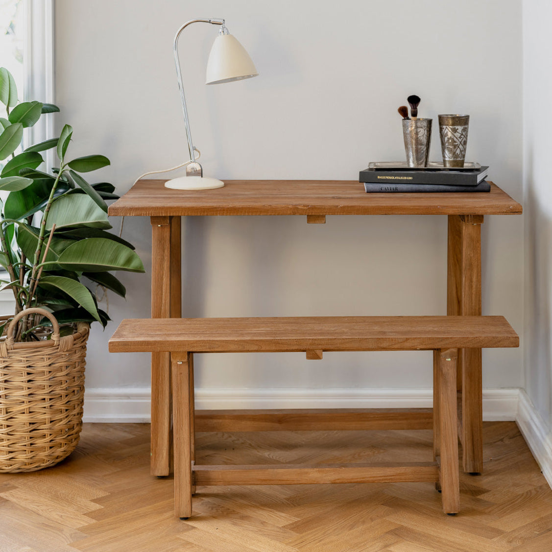 Lucas Desk-Sika Design-moderndesign.io
