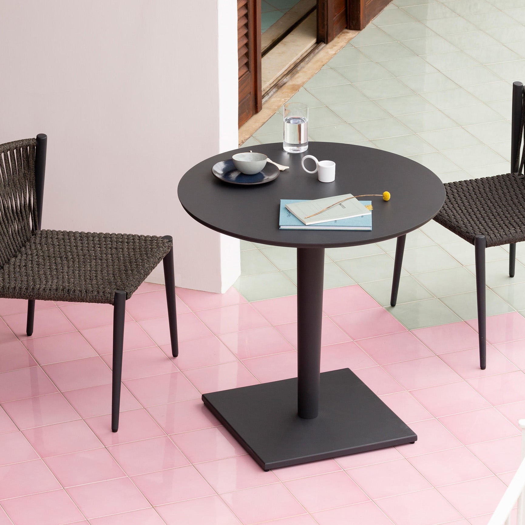 Luce Dining Table (Round)-Unopiu-moderndesign.io