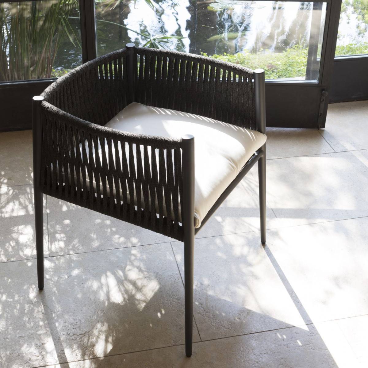 Luce LUNSEG-Dining Chair (with arms)-Unopiu