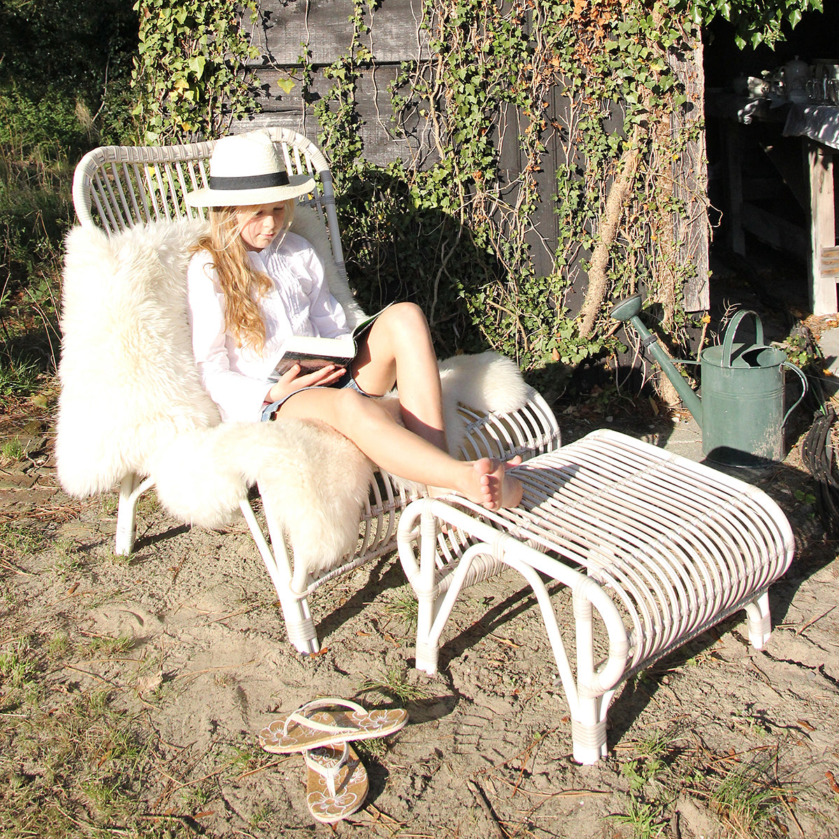 Lucy Foot Stool-Vincent Sheppard-moderndesign.io
