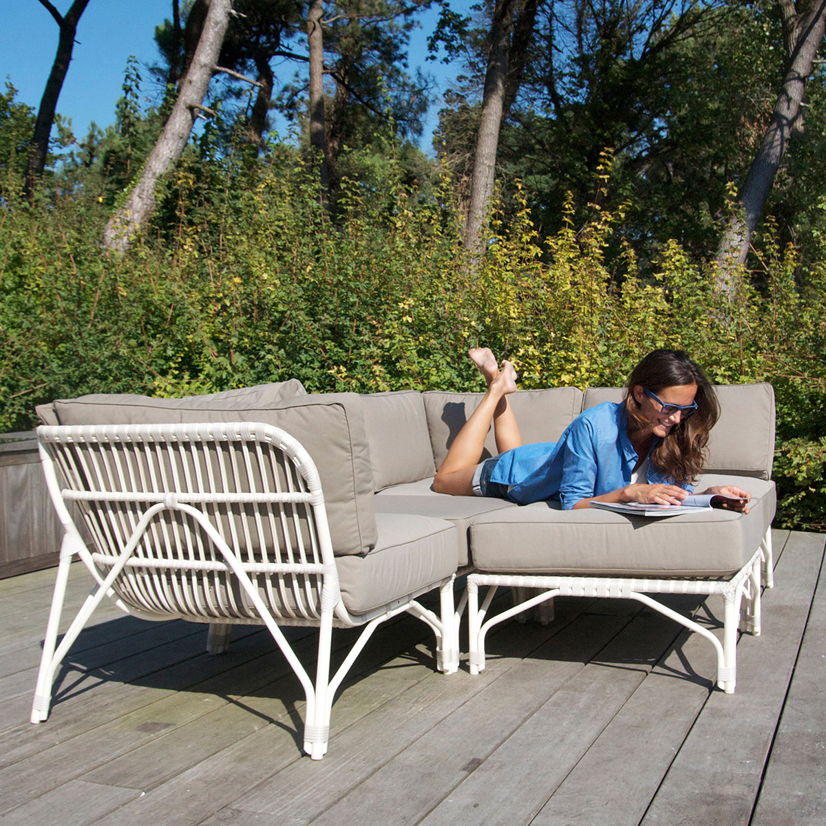 Lucy Sectional Sofa Unit-Vincent Sheppard-moderndesign.io