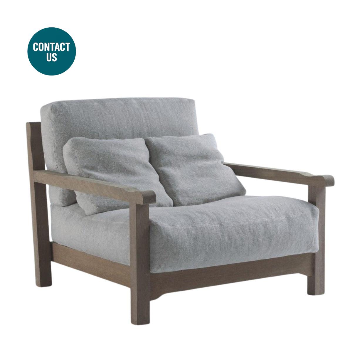 Maine Armchair-Bonacina 1889-moderndesign.io