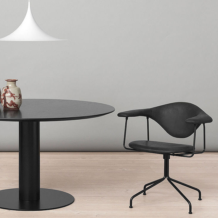 Masculo Office Chair-Gubi-moderndesign.io