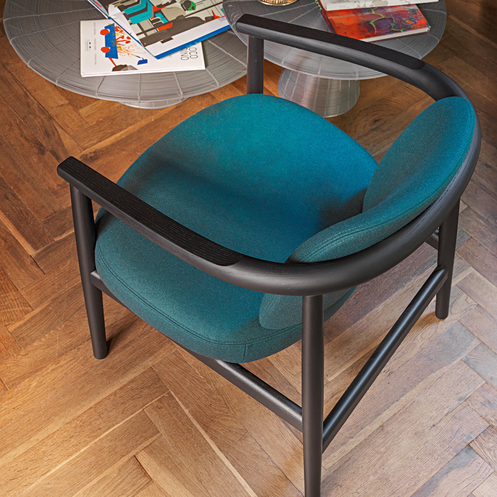 Mayida 04 Armchair-Very Wood-moderndesign.io