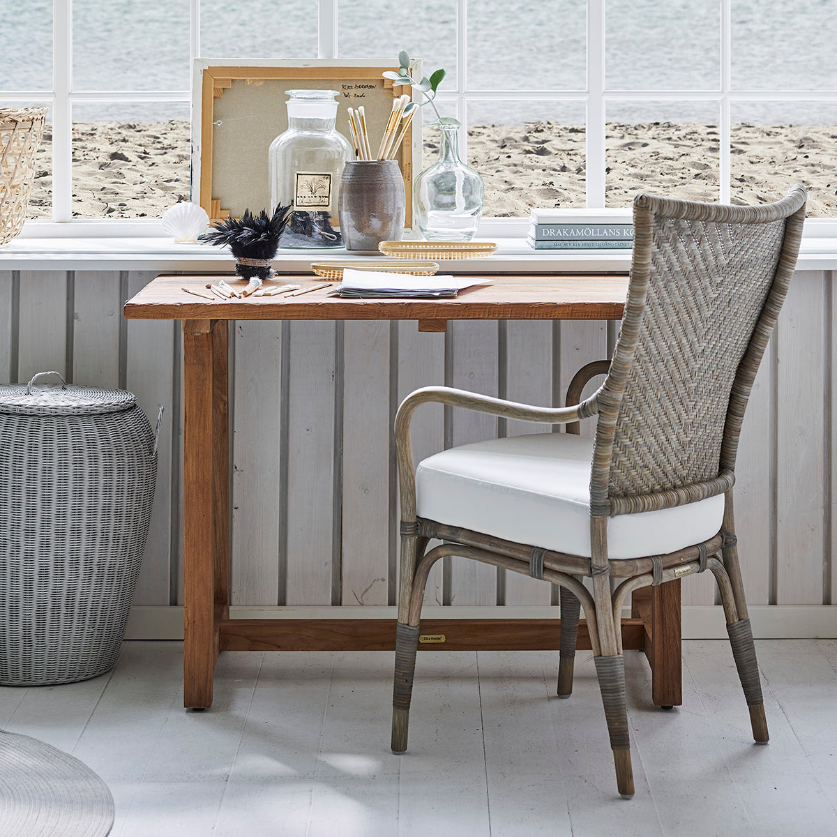 Melody Dining Chair (With Arms)-Sika Design-moderndesign.io