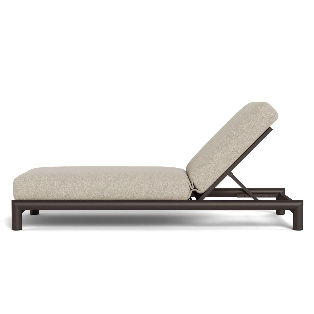 Moab Sunlounger-Harbour Outdoor-moderndesign.io